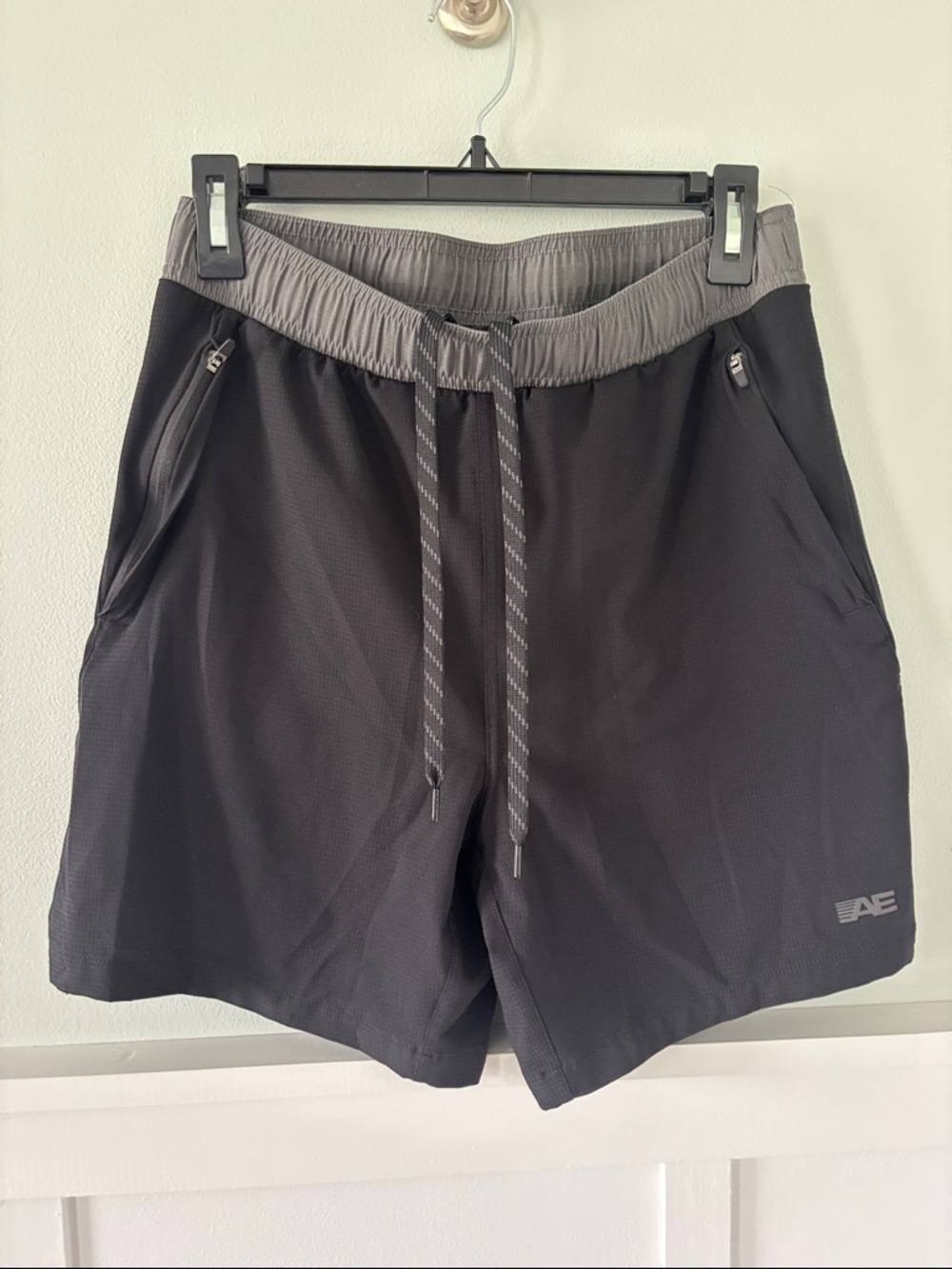 American Eagle Outfitters Black and Gray Athletic Drawstring Shorts
